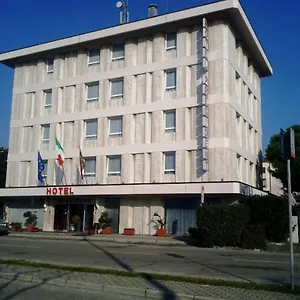 hotellátogatás